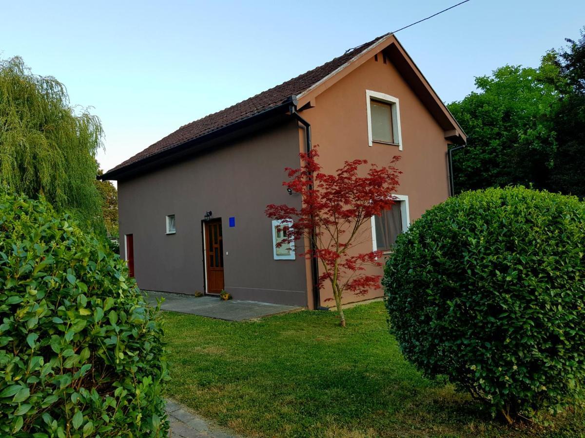 Kuca Za Odmor Rubic Villa Vinkovci Exterior photo